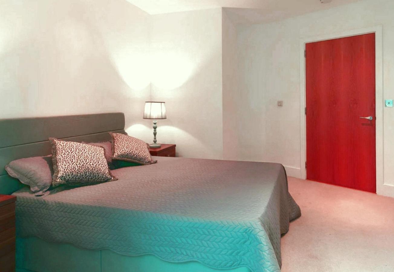 4 Bedrooms Puerta De Alcala *