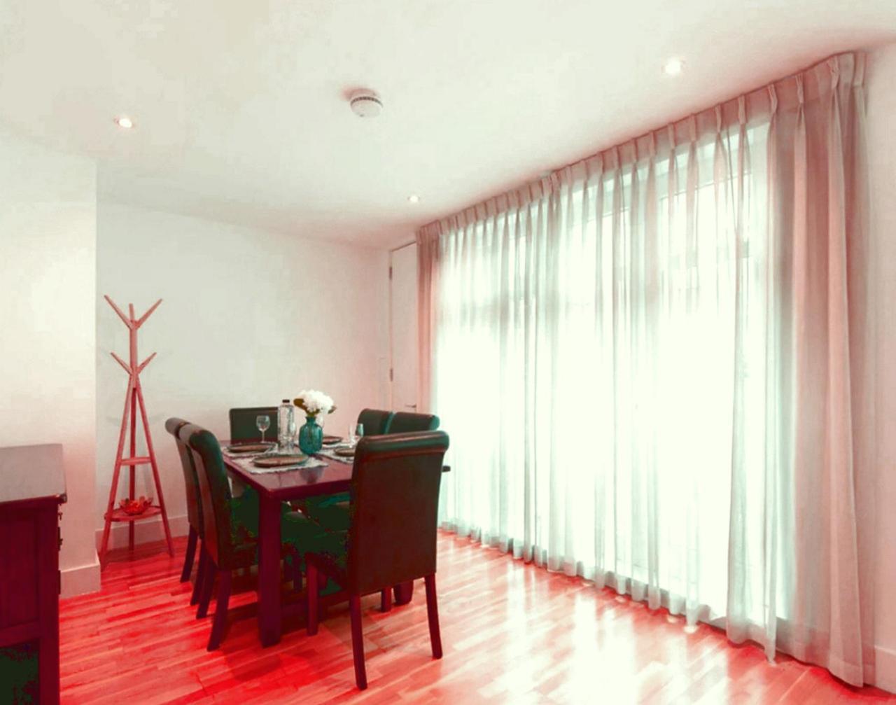 4 Bedrooms Puerta De Alcala *